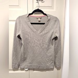 BR Extra Fine Merino v-neck